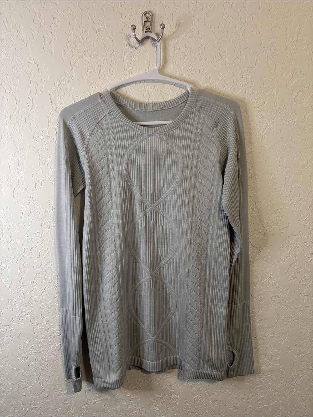 Lululemon Rest Less Pullover
Heathered Silver Spoon